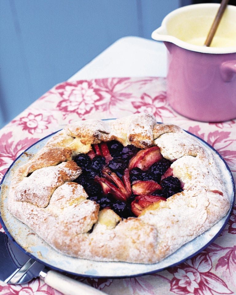 Free-form blackberry and apple pie