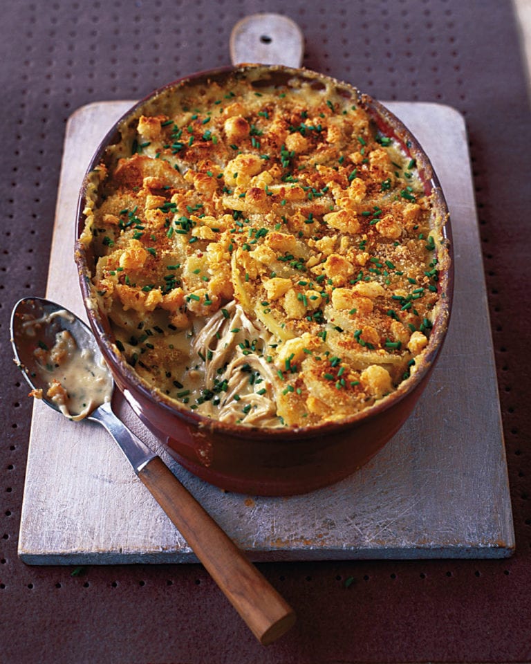 Creamy chicken, chive and mustard gratin