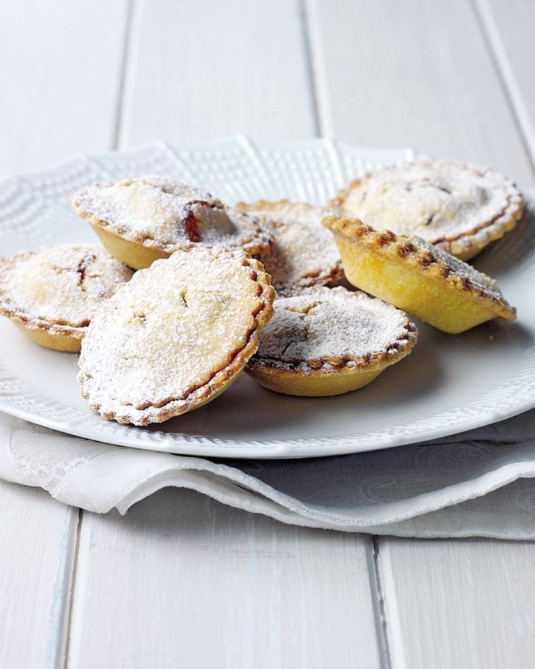 Nut, gluten and dairy-free mince pies