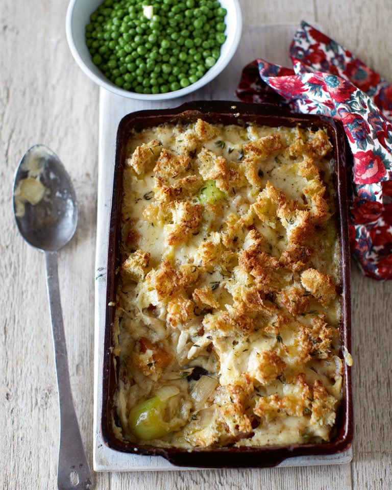 Creamy chicken and butternut squash gratin