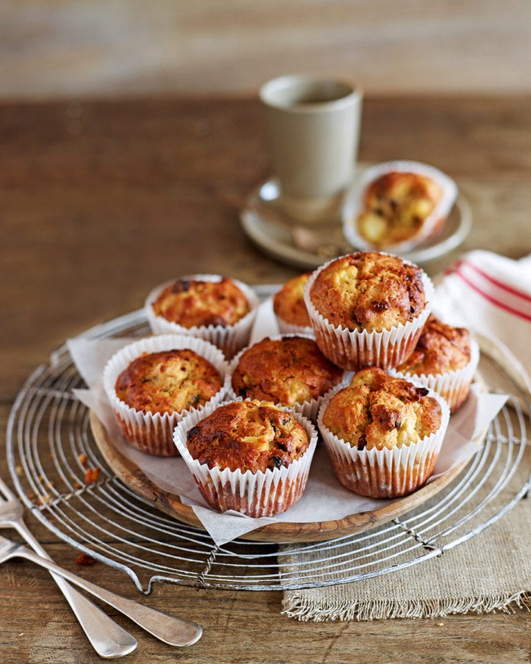 Banana and pear muffins