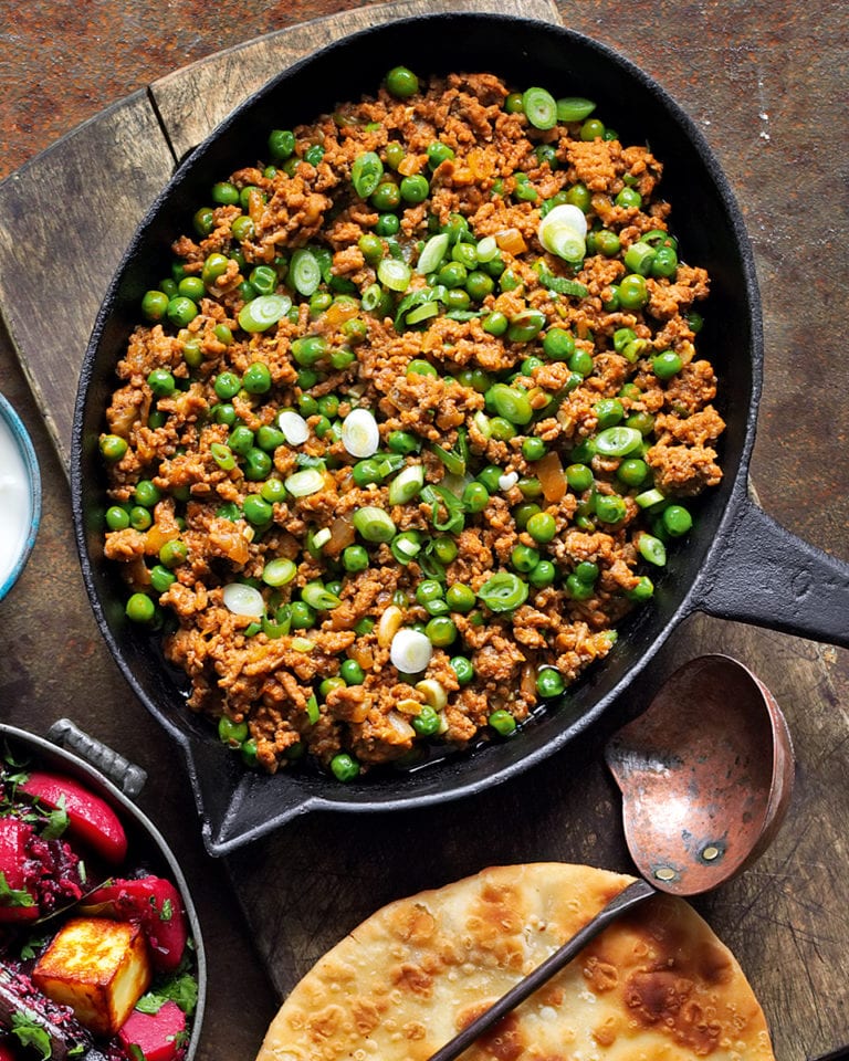 Lamb keema with flatbreads