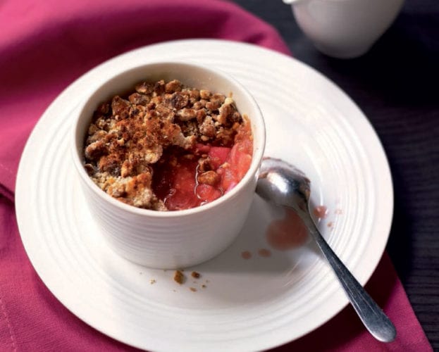 rhubarb nut crumble