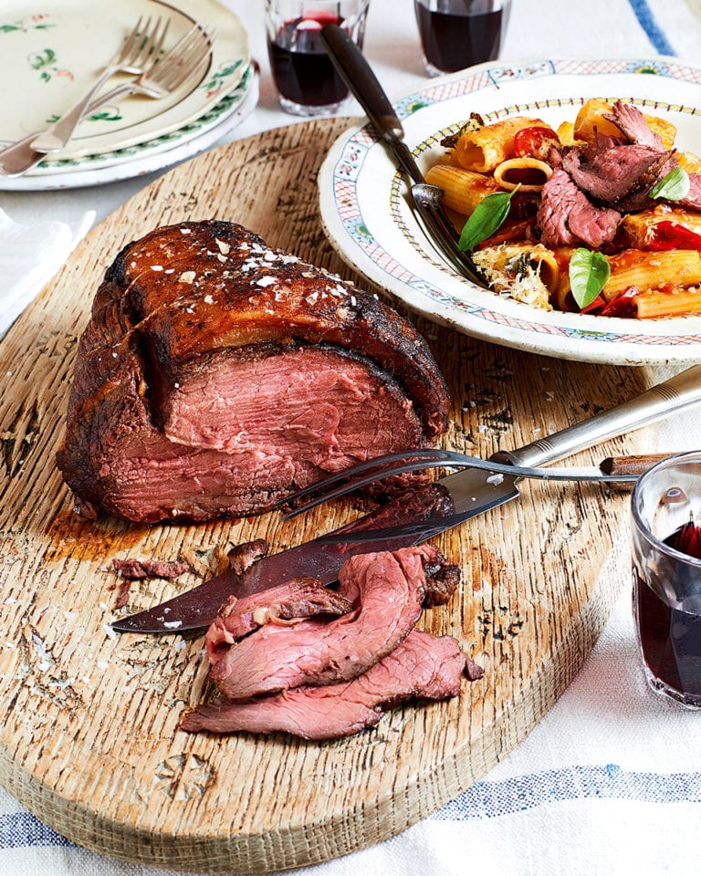 Roast beef and fresh tomato rigatoni