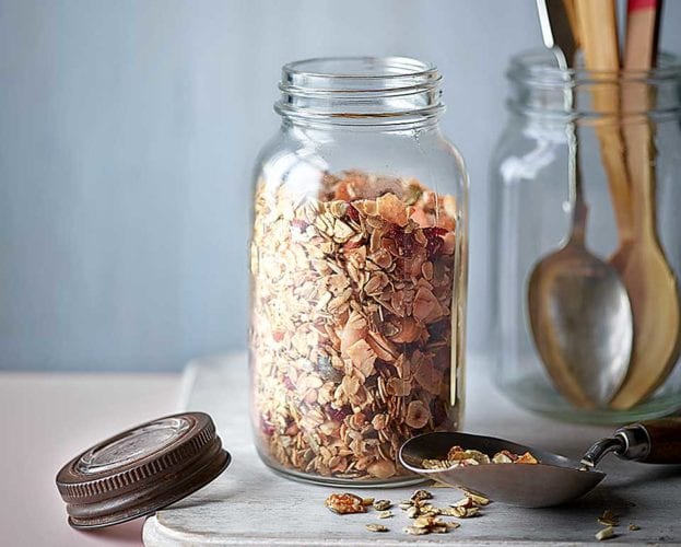 Speedy homemade granola