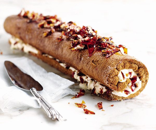 Coffee-&-Pecan-Roulade