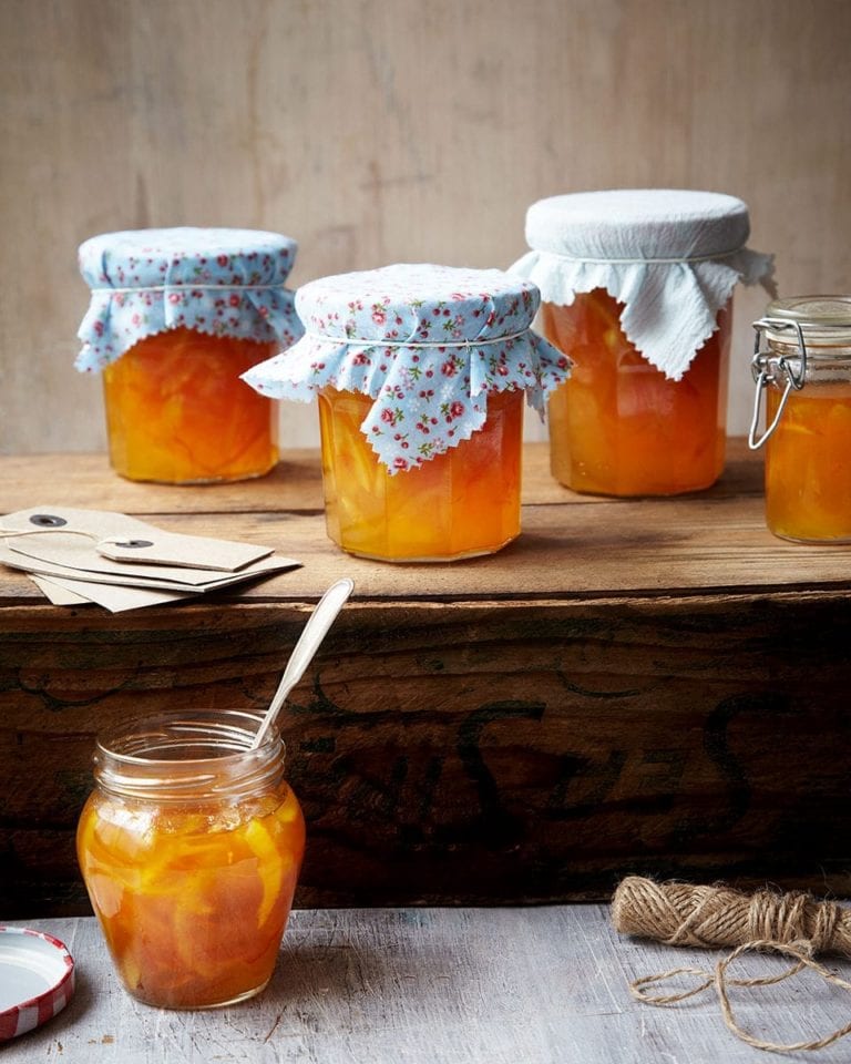 How to make seville orange marmalade