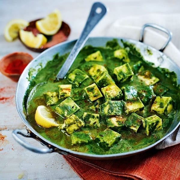 spinach paneer curry