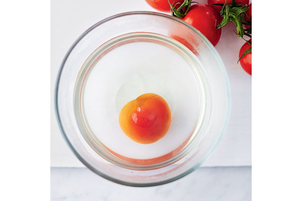 How-to-peel-and-chop-a-tomato-1