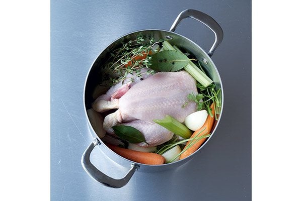 How-to-make-chicken-stock-1