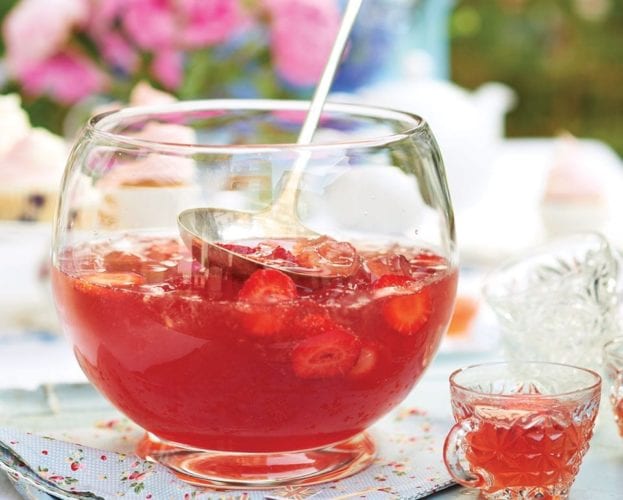 gin and strawberry punch