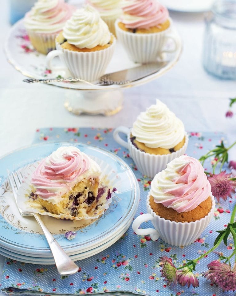 Summer cupcakes to flavour three ways