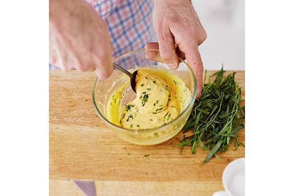 How-to-make-bearnaise-sauce-step-4