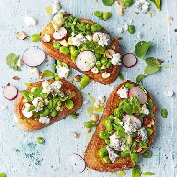 goats cheese bruschetta