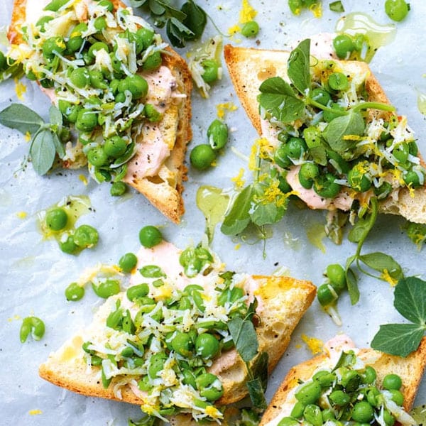 crab crostini