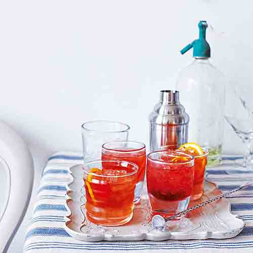 campari-whiskey-cocktail