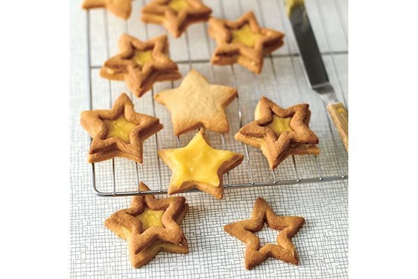 Baking-with-kids-1