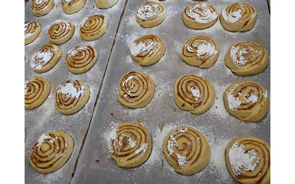 Braud-pastries-waiting-to-be-baked