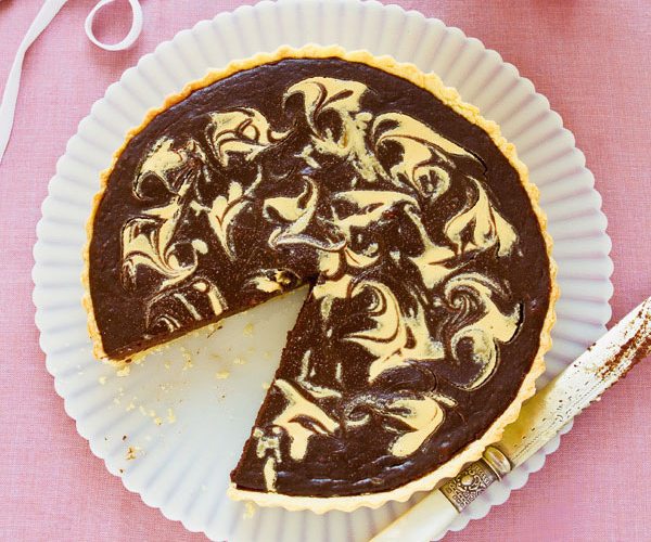 peanut-butter-swirl-tart