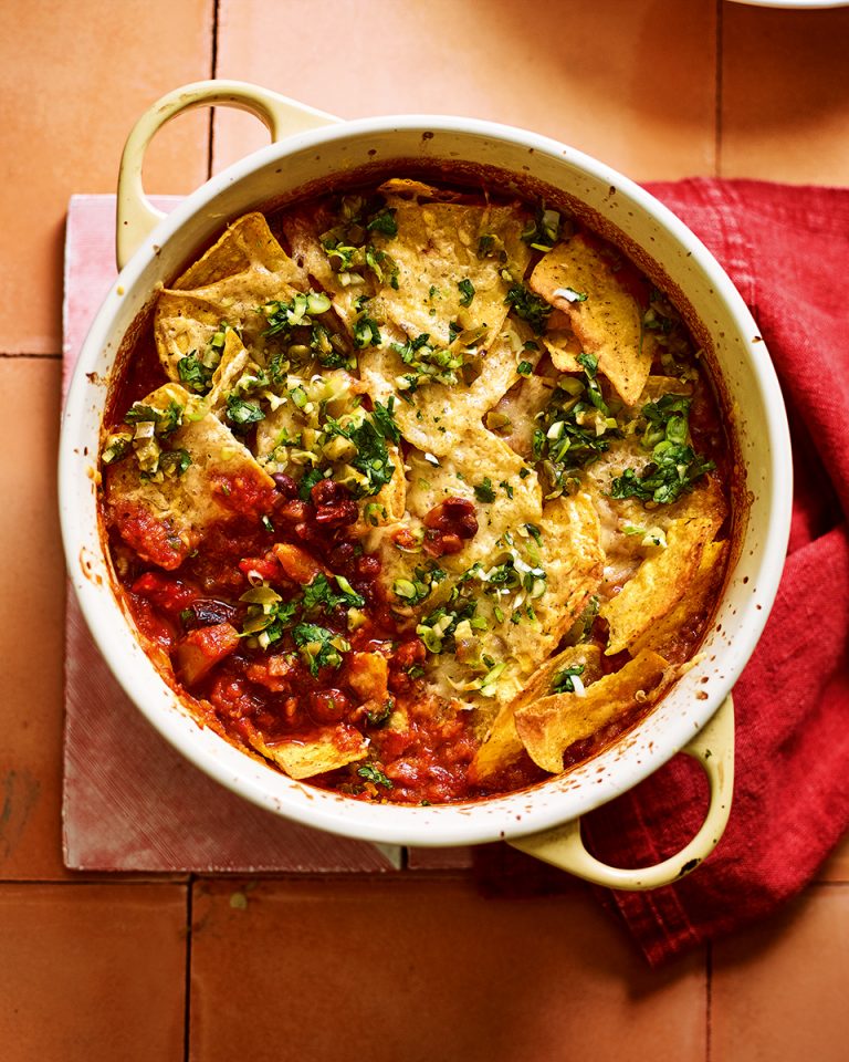 Quorn Chilli Con Carne >> Veggie chilli with nachos - delicious. magazine Quorn Chilli Con Carne >> Veggie chilli with nachos - delicious. magazine