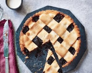 How to make a lattice pie topping