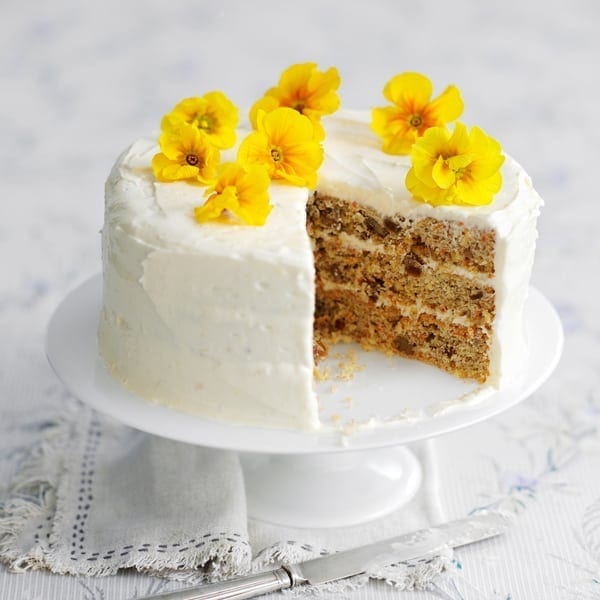 Carrot and walnut cake