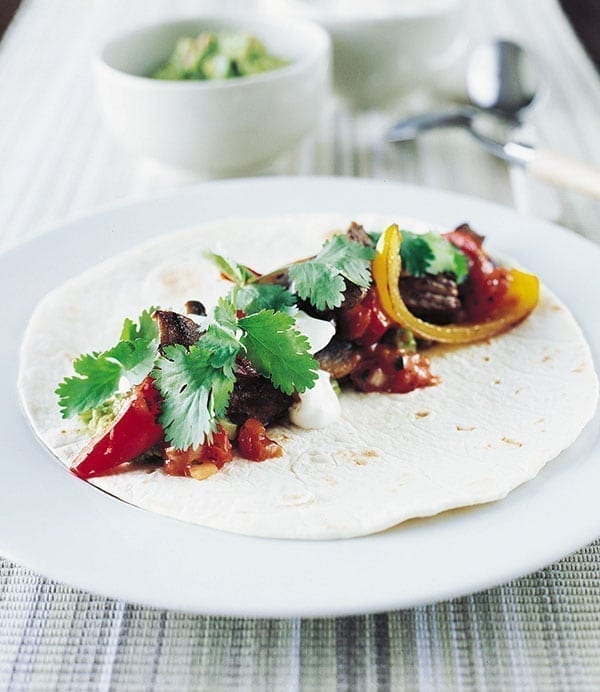 Chilli steak fajitas