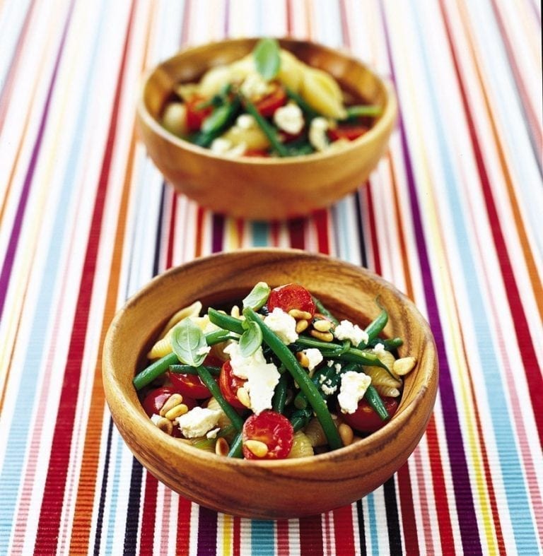 Green bean, tomato, spinach and feta pasta