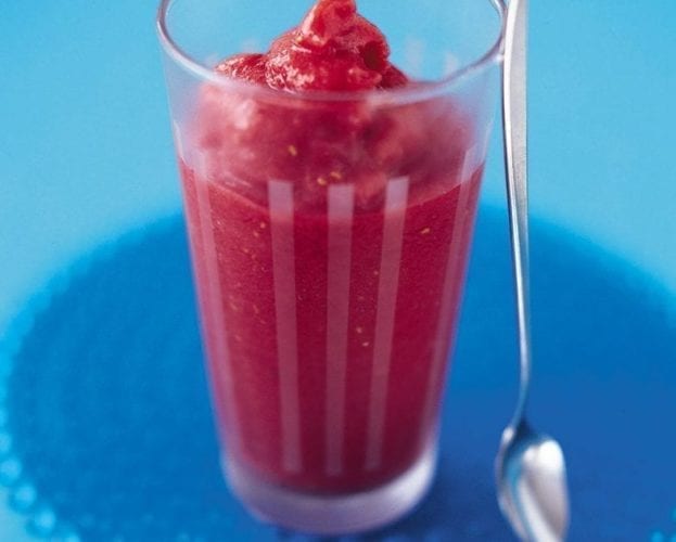 Raspberry and peach smoothie