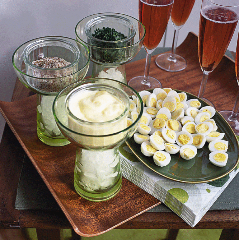 Quail’s eggs with three dips