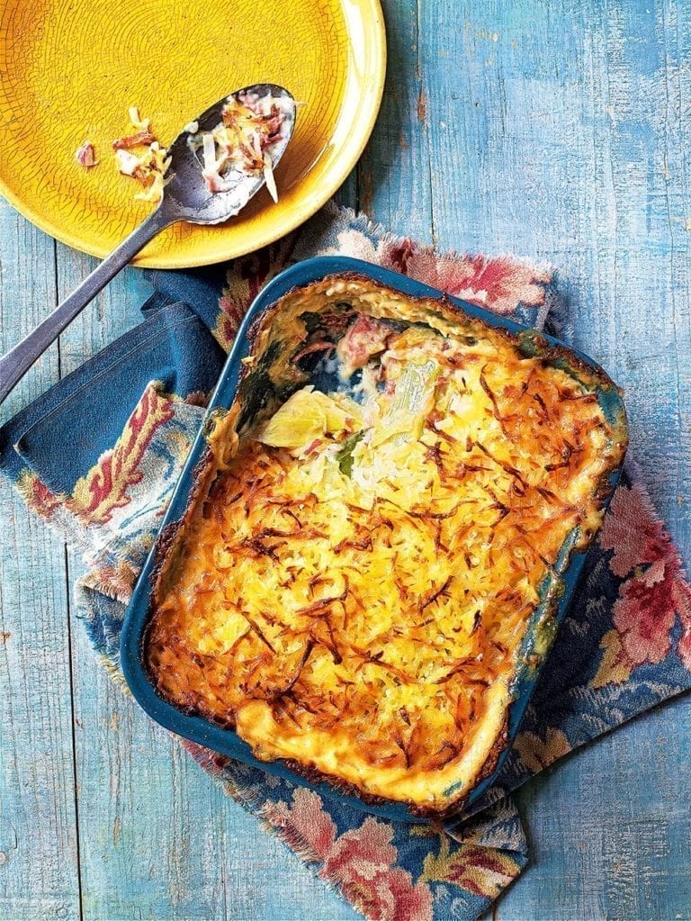 Leek and ham hock gratin with rösti topping