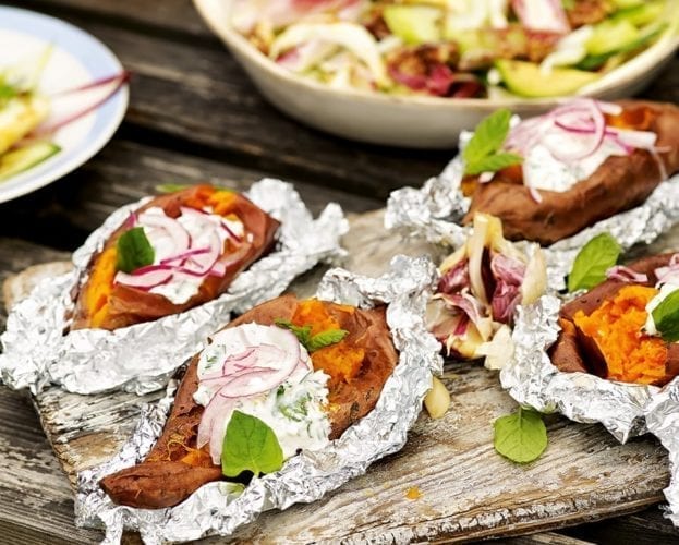 Barbecue sweet potatoes with garlic and herb dressing
