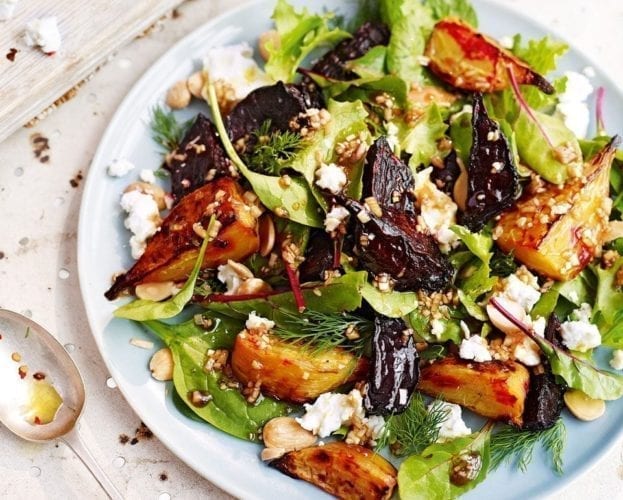 Feta and pomegranate salad