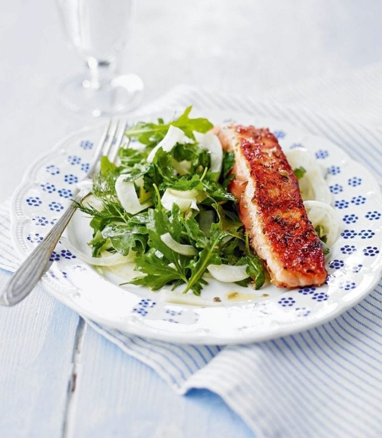 Salmon with crunchy, quick-pickled fennel salad