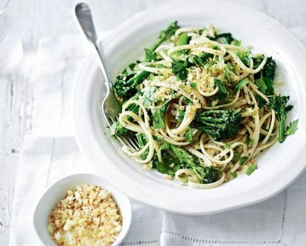 Broccoli and anchovy pasta