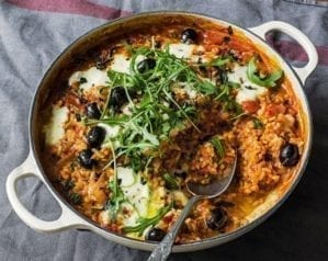 Tomato, olive and mozzarella rice