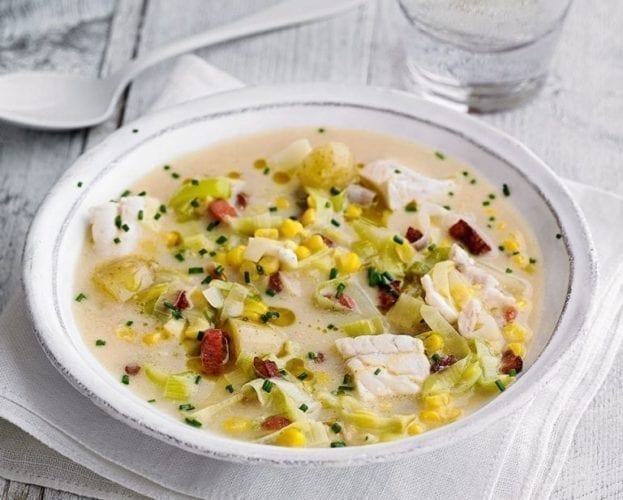 Smoked bacon, leek and butter bean chowder