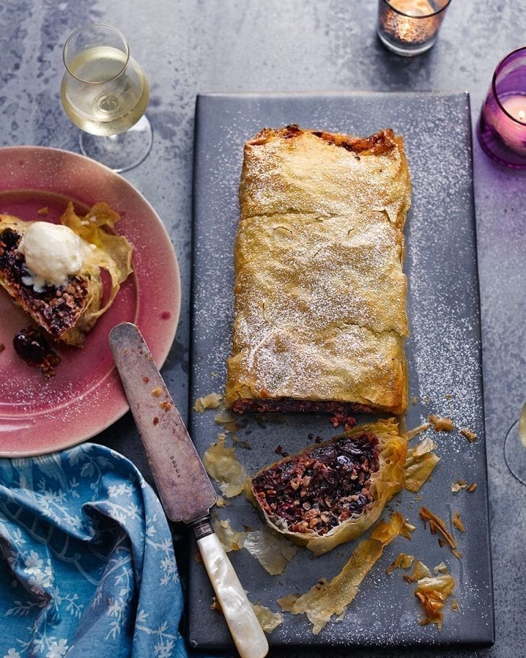 Cherry strudel with hazelnut milk ice cream