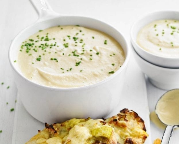 Celeriac soup with leek and cheese toasties