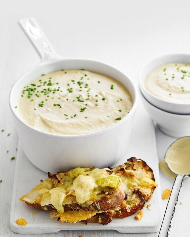 Celeriac soup with leek and cheese toasties