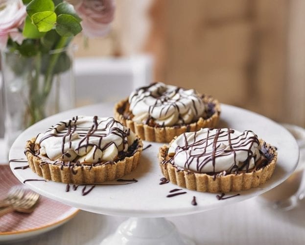 Mini banoffee Baileys pies