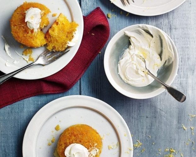 Treacle and ginger sponges