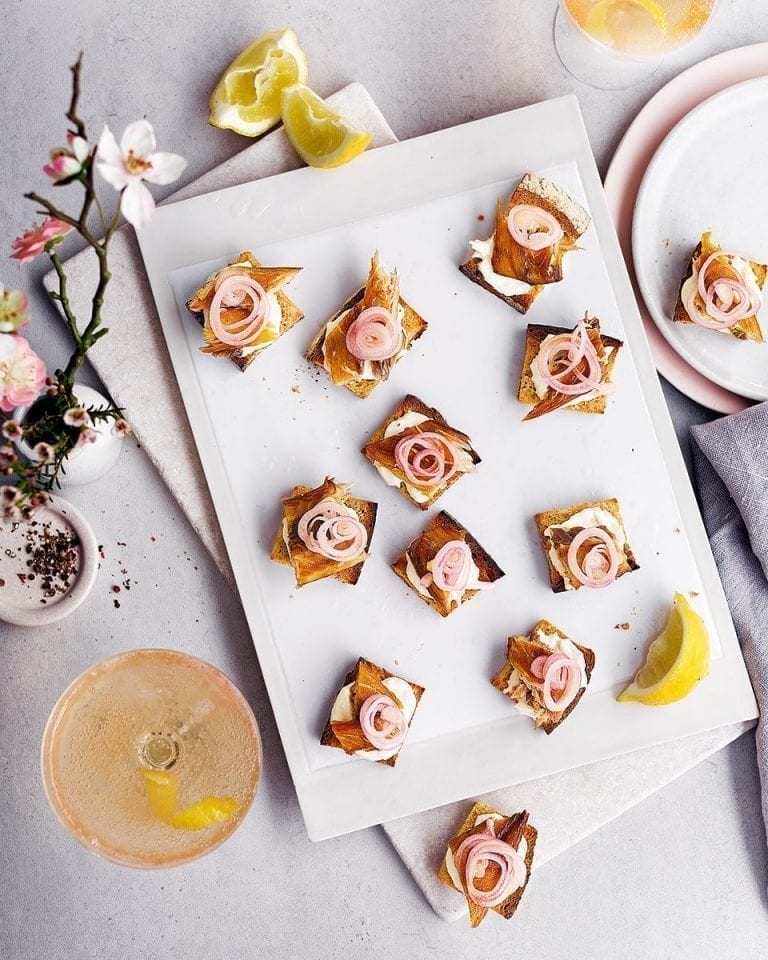 Smoked mackerel and quick-pickled shallot toasts