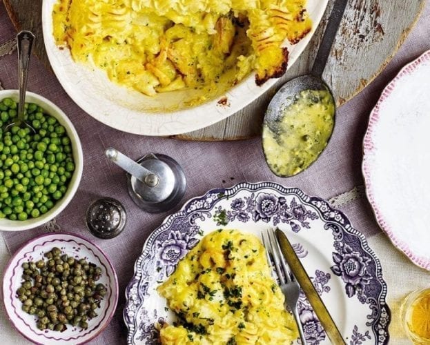 Fish pie with almonds