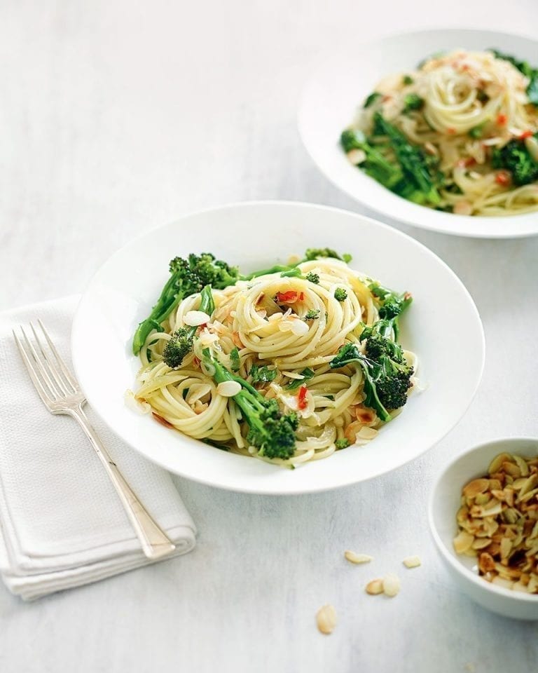 Easy broccoli, chilli and lemon spaghetti