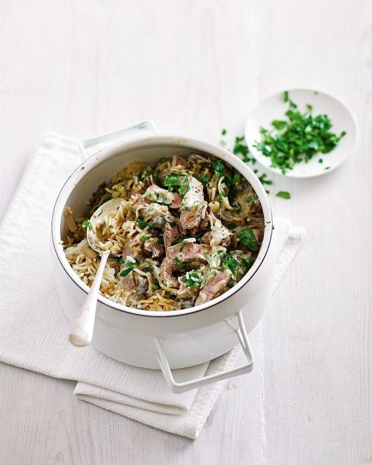 Quick beef stroganoff