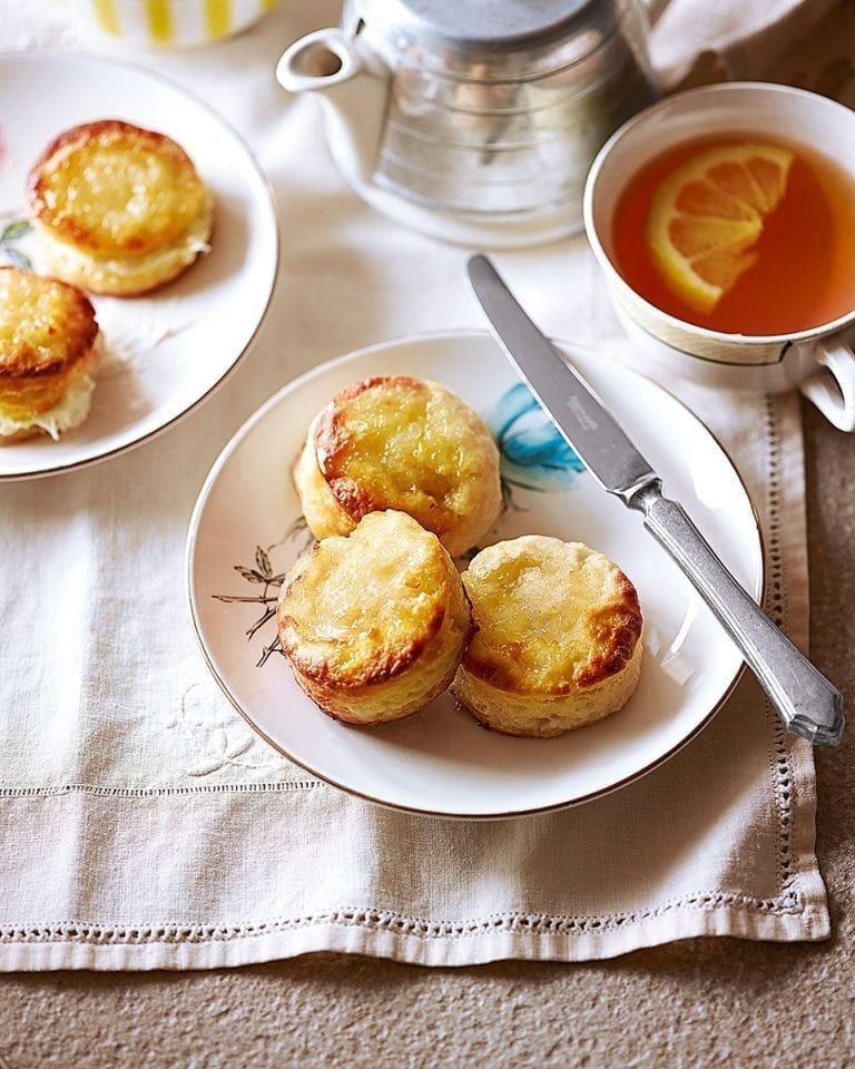 Lemon sugar cube scones