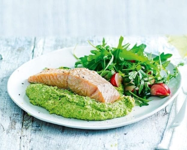 salmon with pea and mint houmous