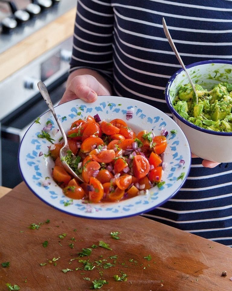 Tomato salsa salad