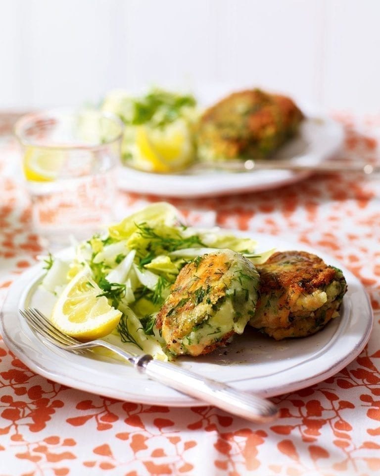 Quick smoked salmon and dill fishcakes with chicory